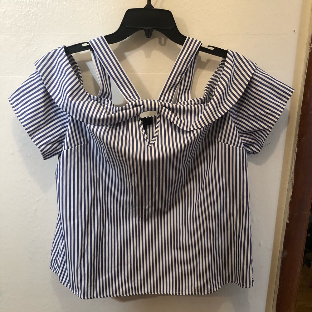 🌸I.N SAN FRANCISCO blouse